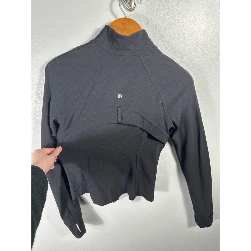Lululemon Black Nulu Cropped Define Jacket Size 6 Gym Workout Activewear Chic